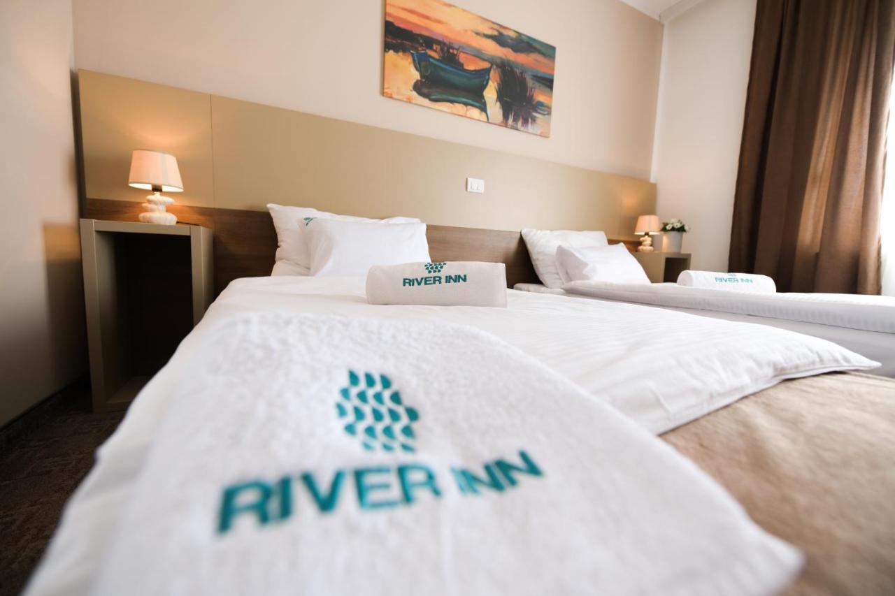 River Inn Stari Banovci Exteriér fotografie